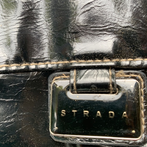Strada Glossy Black Leather Bag - Picture 3 of 6